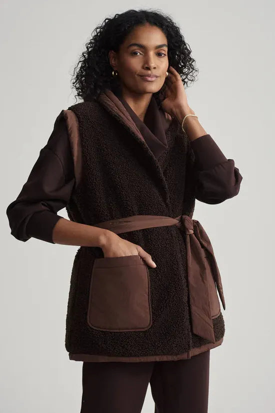 Lanville Reversible Gilet - Chestnut / Coffee Bean