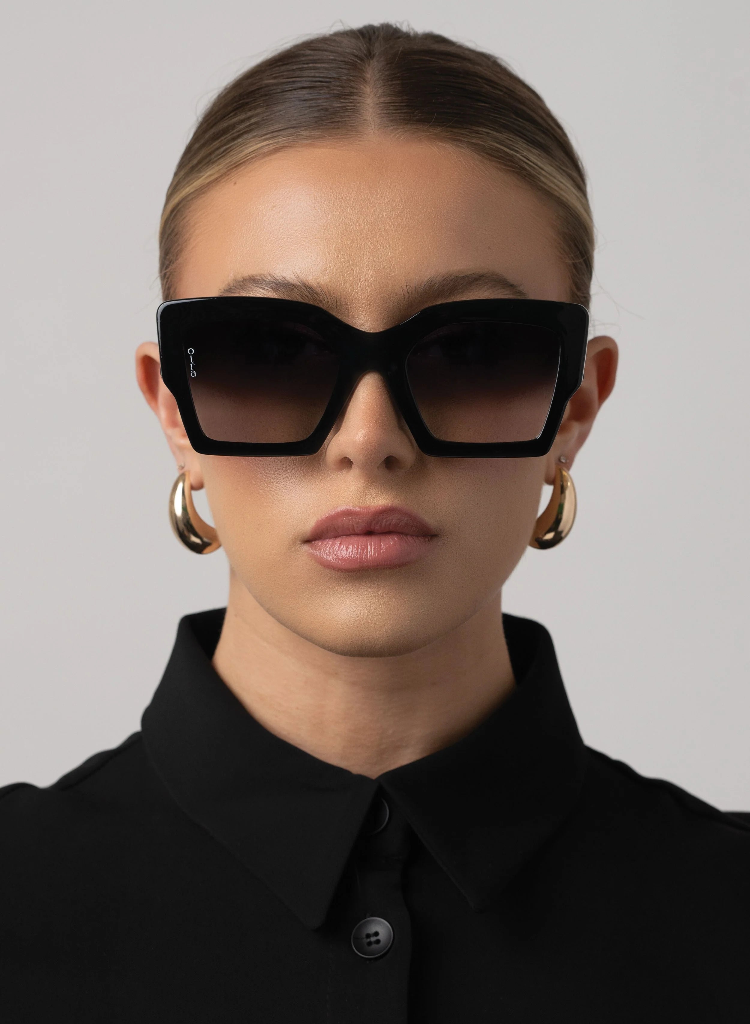 Pipa – Black / Smoke Fade